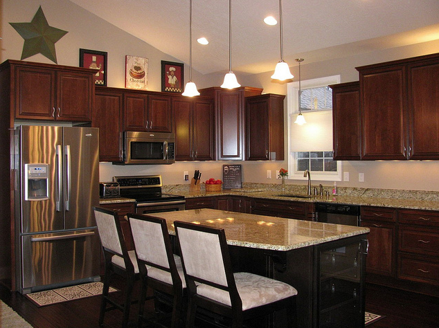 How to Build a Custom Home: Practical Tips for Saving Money